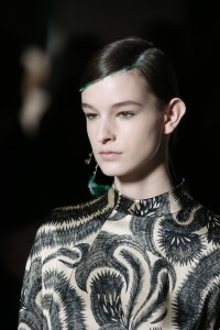 Details at Dries Van Noten RTW Fall 2018