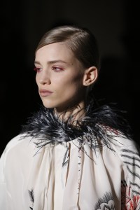 Details at Dries Van Noten RTW Fall 2018