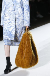 Details at Dries Van Noten RTW Fall 2018