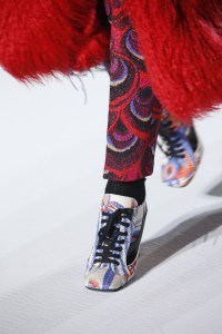 Details at Dries Van Noten RTW Fall 2018