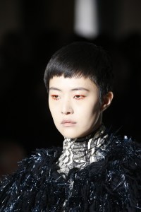 Details at Dries Van Noten RTW Fall 2018