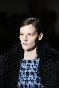 Details at Dries Van Noten RTW Fall 2018
