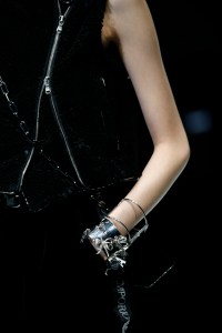 Details at Emporio Armani RTW Fall 2018