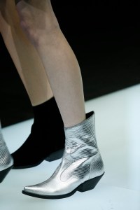 Details at Emporio Armani RTW Fall 2018
