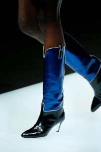 Details at Emporio Armani RTW Fall 2018
