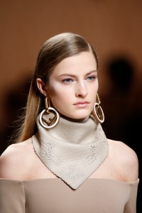 Details at Fendi RTW Fall 2018