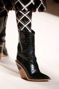 Details at Fendi RTW Fall 2018