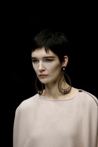 Details Giorgio Armani RTW Fall 2018