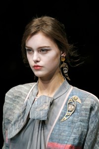 Details Giorgio Armani RTW Fall 2018