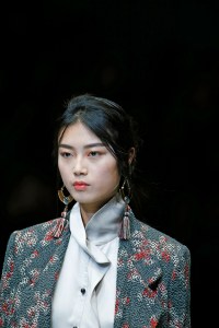 Details Giorgio Armani RTW Fall 2018