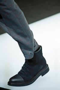 Details Giorgio Armani RTW Fall 2018