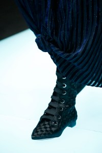 Details Giorgio Armani RTW Fall 2018