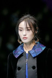 Details Giorgio Armani RTW Fall 2018