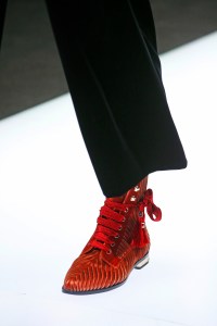 Details Giorgio Armani RTW Fall 2018