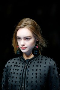 Details Giorgio Armani RTW Fall 2018