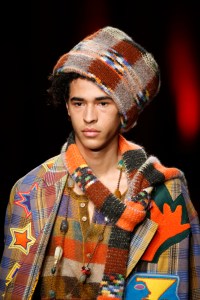 Details at MIssoni RTW Fall 2018