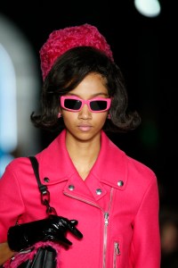 Details at Moschino RTW Fall 2018