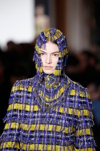 Details at Versace RTW Fall 2018