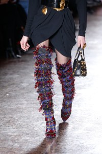 Details at Versace RTW Fall 2018