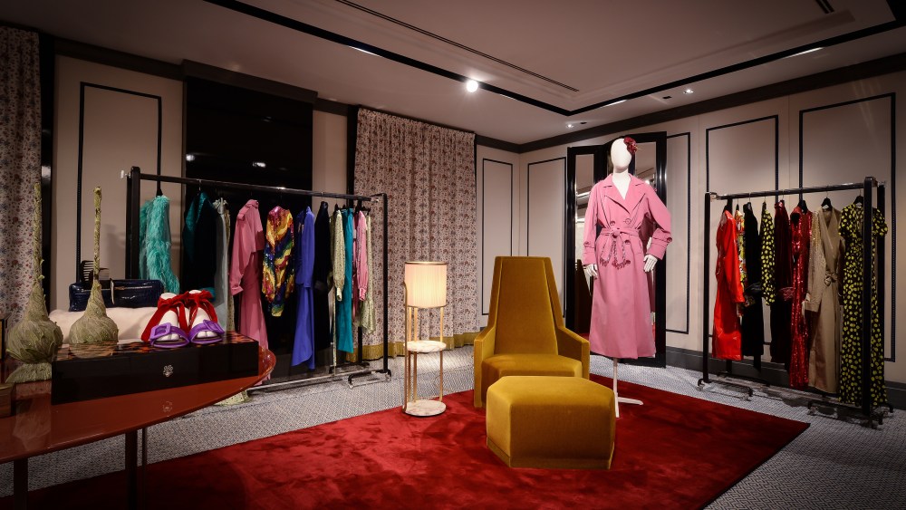 Larusmiani Loves Attico.