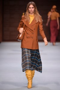 Elisabetta Franchi RTW Fall 2018