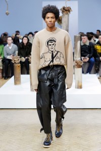 J.W. Anderson RTW Fall 2018