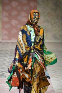 A look from Richard Quinn's fall 2018 show.