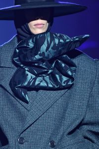 Details at Marc Jacobs RTW Fall 2018