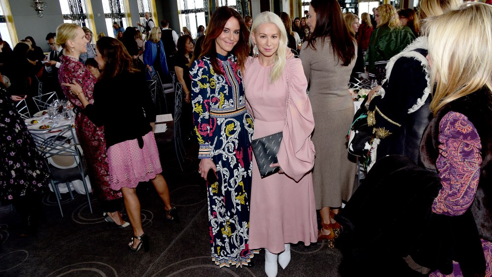 Alison Loehnis, Jennifer Fisher