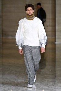Perry Ellis Men's Fall 2018