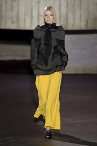 Roland Mouret RTW Fall 2018