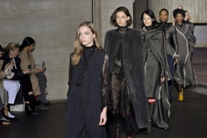 Roland Mouret RTW Fall 2018