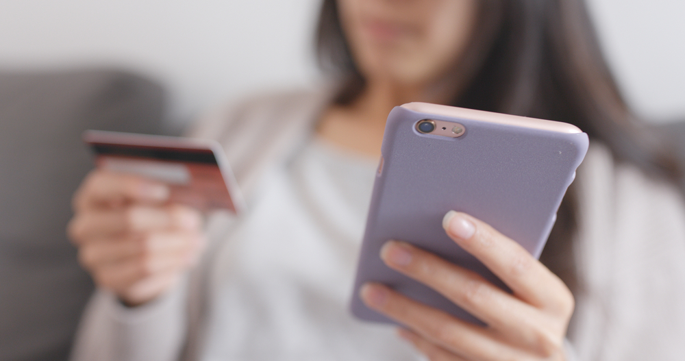 Online Shopping With iPhone