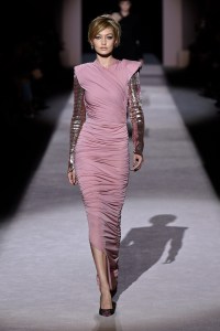 FordÕs take on L.A. living: casual by day, high glam by night. Here, a look from Spring 2018.