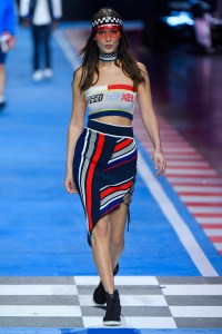Tommy Hilfiger RTW Fall 2018