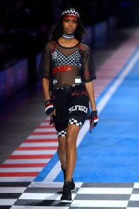 Tommy Hilfiger RTW Fall 2018