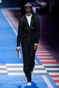 Tommy Hilfiger RTW Fall 2018