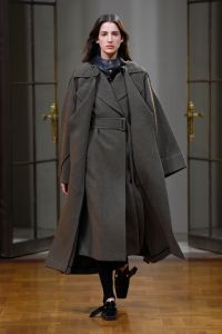 Victoria Beckham RTW Fall 2018