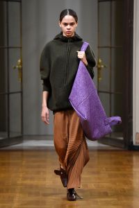 Victoria Beckham RTW Fall 2018