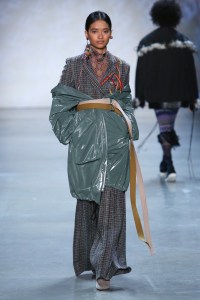 Vivienne Tam RTW Fall 2018
