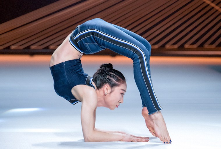 When Denim is Flexible Enough Contortionist
