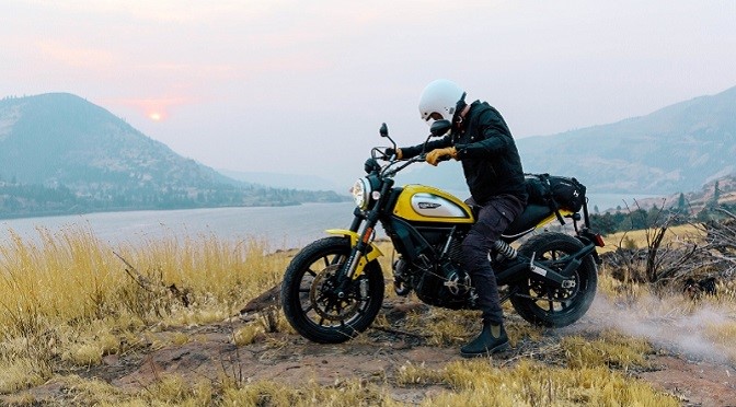 Blundstone Launches #HowIRoam Instagram Campaign