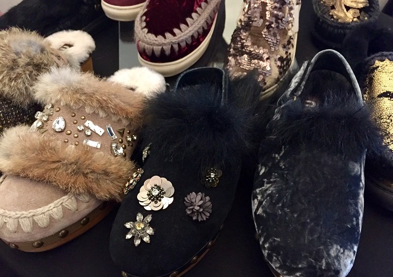 Mou’s Fun Take on Fur and Velvet Fall ’17