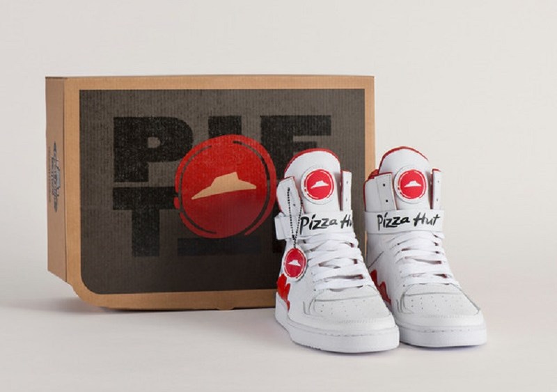 This is How Get Pair of Pizza Hut’s Pie Tops