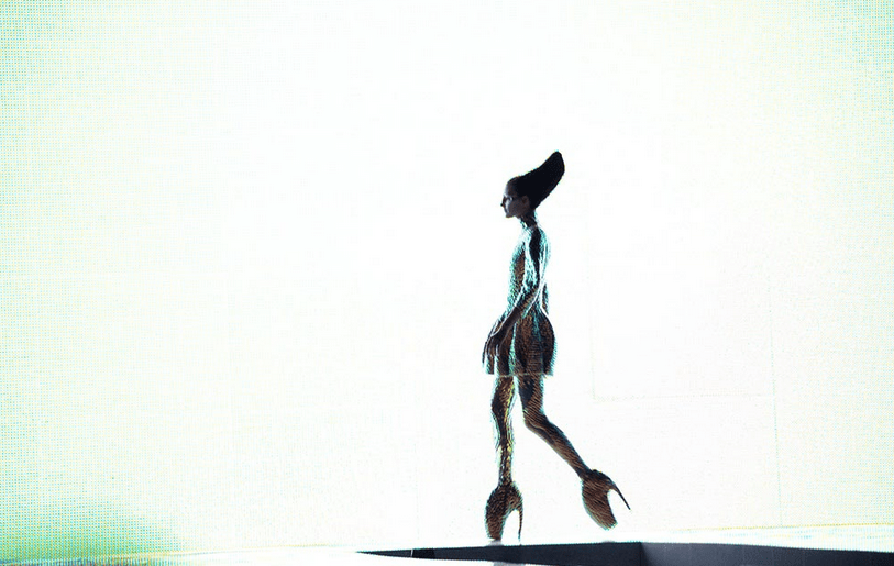 Alexander McQueen: Savage Beauty Re-Emerges London