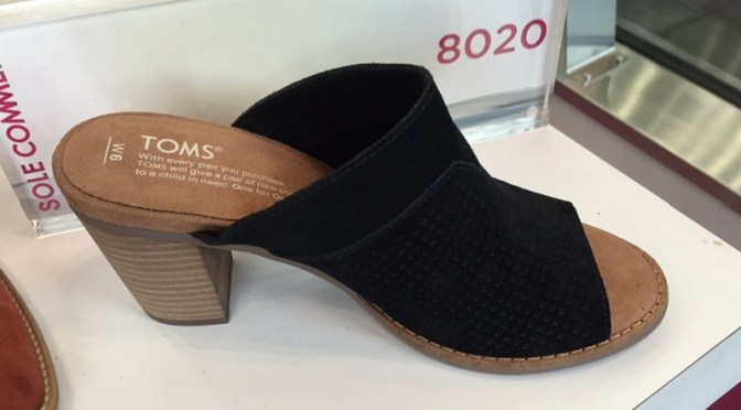 4 Footwear Gifts Father’s Day and the Kids’ Styles Match