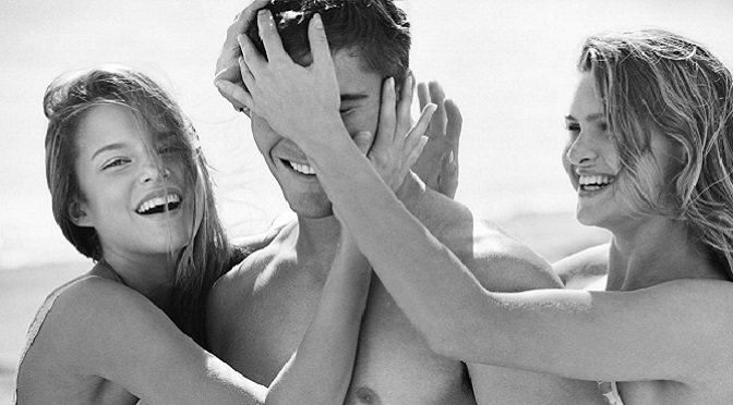 Abercrombie & Fitch Tells Its “Models” Cover Up
