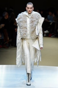 Alexander McQueen RTW Fall 2018