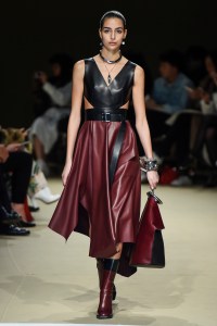 Alexander McQueen RTW Fall 2018