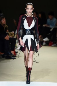 Alexander McQueen RTW Fall 2018